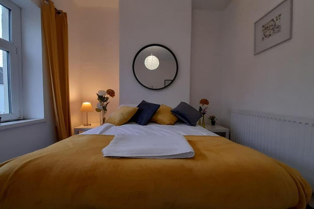 Spacious 4 Bedroom, Free Netflix, Central Location Cardiff Exterior photo